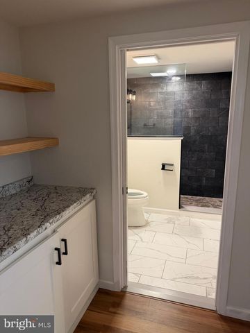 121 MACDADE RD, Phoenixville, PA 19460
