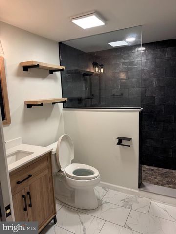 121 MACDADE RD, Phoenixville, PA 19460