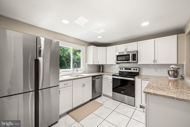 170 COUNTRY CLUB RD, Coatesville, PA 19320