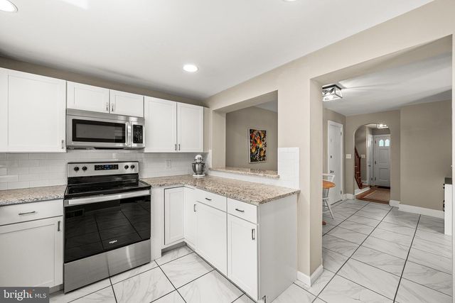 170 COUNTRY CLUB RD, Coatesville, PA 19320