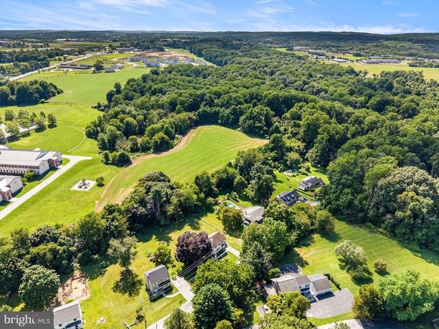 170 COUNTRY CLUB RD, Coatesville, PA 19320