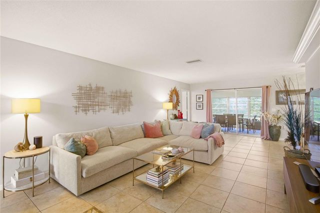 7354 W COUNTRY CLUB DRIVE N, Sarasota, FL 34243