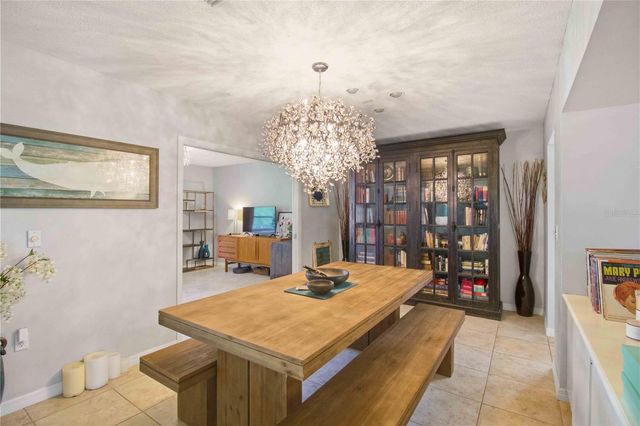 7354 W COUNTRY CLUB DRIVE N, Sarasota, FL 34243