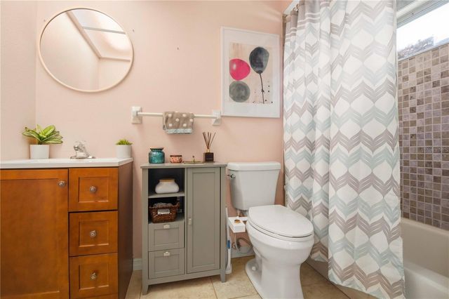 7354 W COUNTRY CLUB DRIVE N, Sarasota, FL 34243