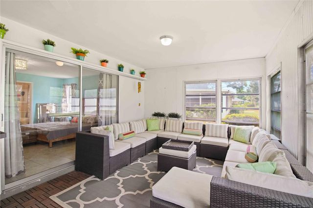 7354 W COUNTRY CLUB DRIVE N, Sarasota, FL 34243