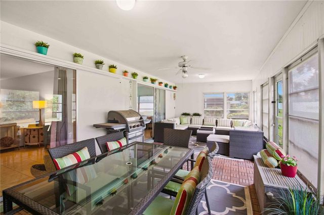 7354 W COUNTRY CLUB DRIVE N, Sarasota, FL 34243