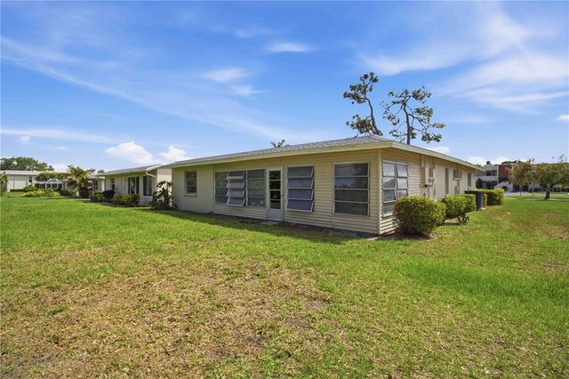 7354 W COUNTRY CLUB DRIVE N, Sarasota, FL 34243