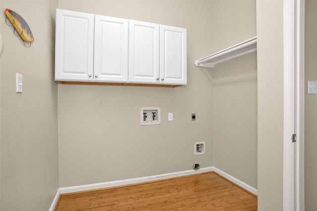 364 Bayshore Drive, Montgomery, TX 77356