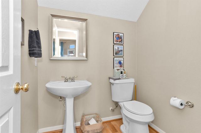 364 Bayshore Drive, Montgomery, TX 77356