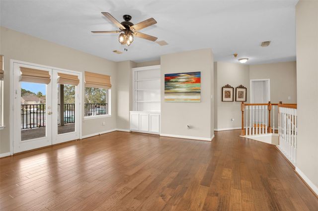 364 Bayshore Drive, Montgomery, TX 77356