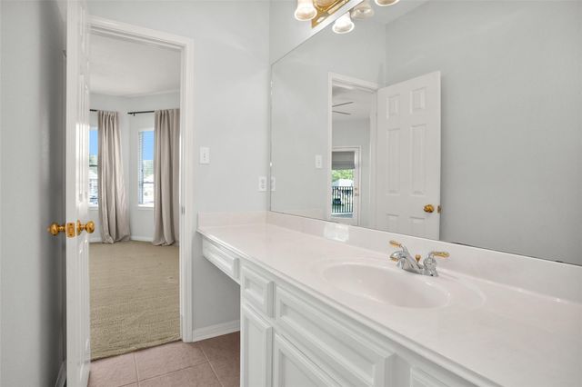 364 Bayshore Drive, Montgomery, TX 77356