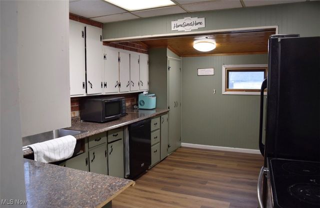 416 Adena NE, North Canton, OH 44720