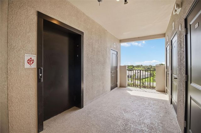 19116 SCALLOP LOOP 403, Lakewood Ranch, FL 34211