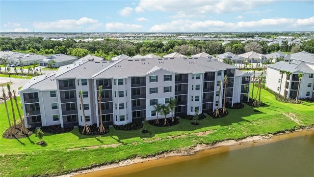 19116 SCALLOP LOOP 403, Lakewood Ranch, FL 34211