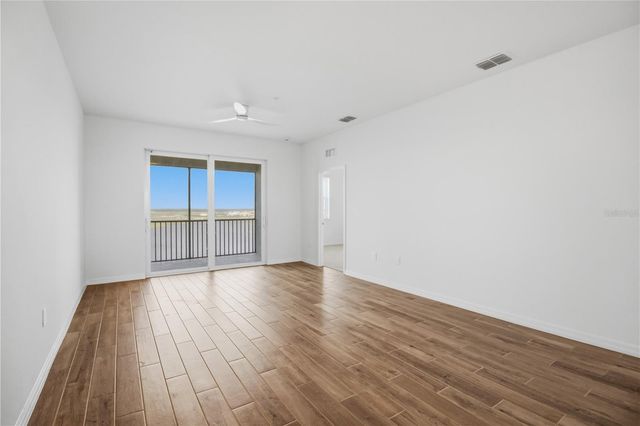19116 SCALLOP LOOP 403, Lakewood Ranch, FL 34211