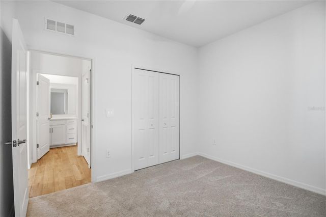 19116 SCALLOP LOOP 403, Lakewood Ranch, FL 34211