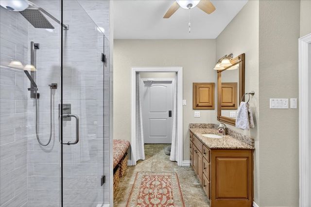 18070 Country Club Drive, Kemp, TX 75143