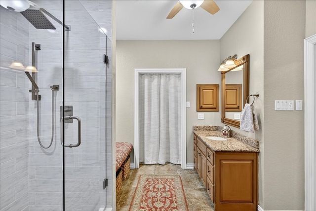 18070 Country Club Drive, Kemp, TX 75143