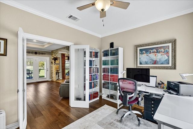 18070 Country Club Drive, Kemp, TX 75143