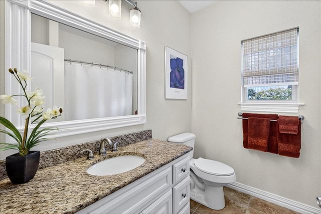 18070 Country Club Drive, Kemp, TX 75143