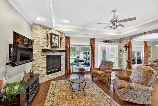 18070 Country Club Drive, Kemp, TX 75143