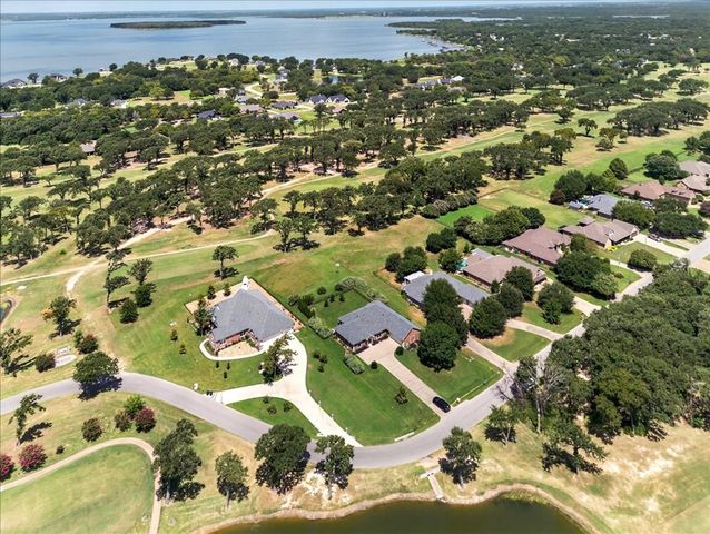 18070 Country Club Drive, Kemp, TX 75143