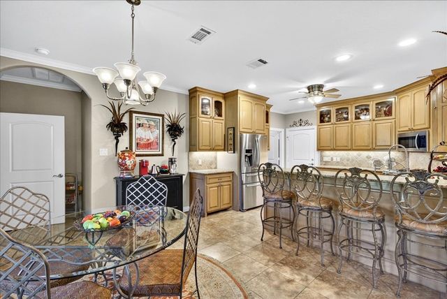 18070 Country Club Drive, Kemp, TX 75143