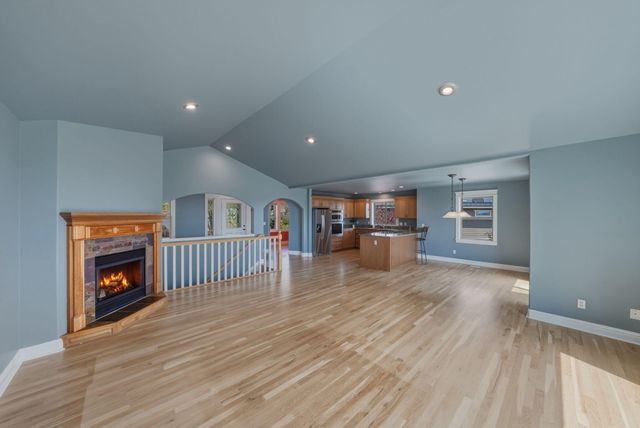 2409 NW Hillpine Court, Bend, OR 97703