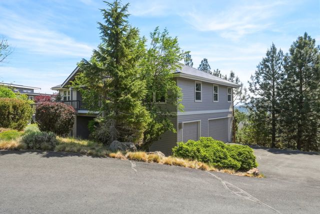 2409 NW Hillpine Court, Bend, OR 97703