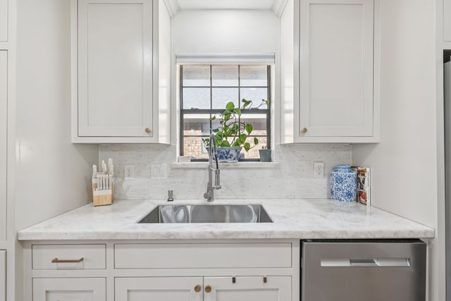 1023 N Fannin Street, Rockwall, TX 75087