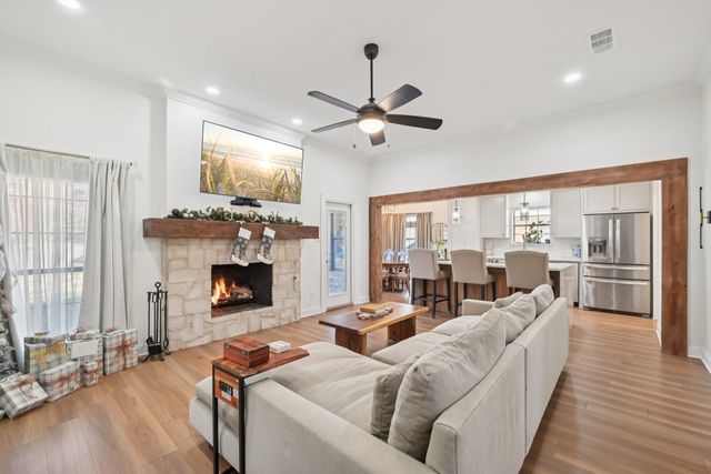 1023 N Fannin Street, Rockwall, TX 75087