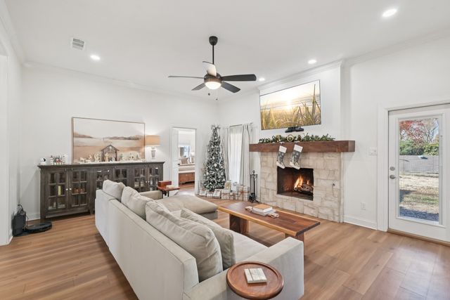 1023 N Fannin Street, Rockwall, TX 75087