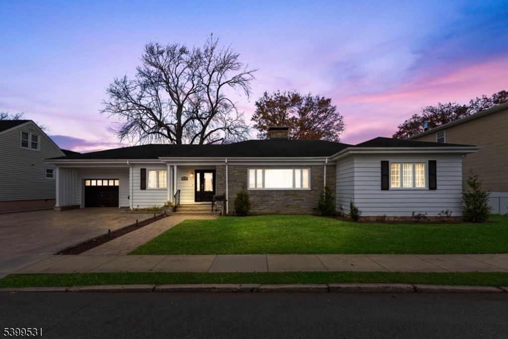 40 Eagle St, North Arlington Boro, NJ 07031