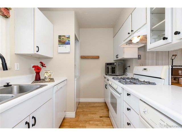 6650 E Arizona Ave 137, Denver, CO 80224