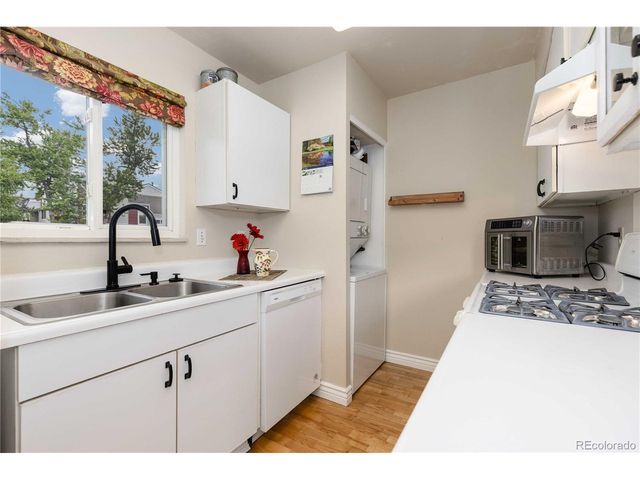 6650 E Arizona Ave 137, Denver, CO 80224