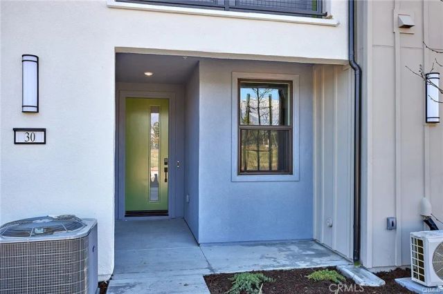 944 N Divino Privado 59, Ontario, CA 91764