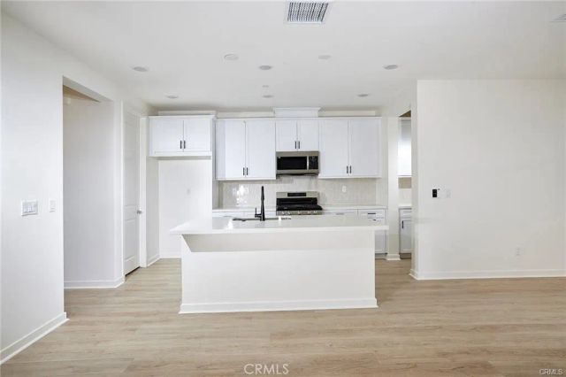 944 N Divino Privado 59, Ontario, CA 91764