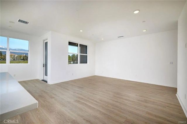 944 N Divino Privado 59, Ontario, CA 91764