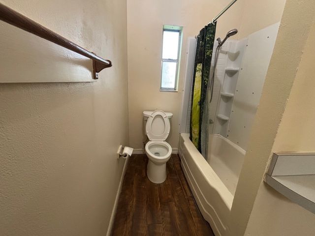 376 W Walters Street, Lewisville, TX 75057