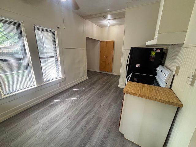 376 W Walters Street, Lewisville, TX 75057