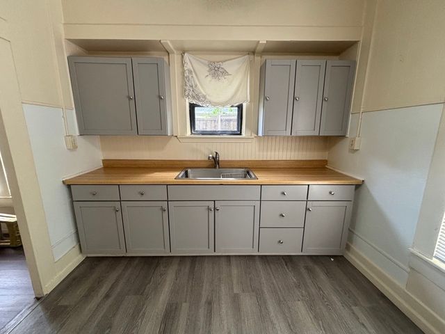 376 W Walters Street, Lewisville, TX 75057