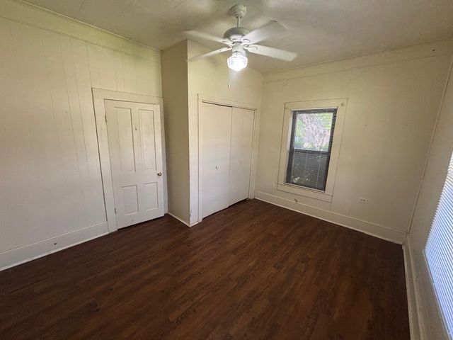 376 W Walters Street, Lewisville, TX 75057