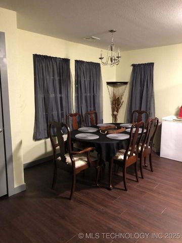 837 C SE, Ardmore, OK 73401