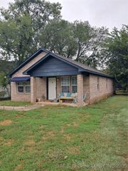837 C SE, Ardmore, OK 73401