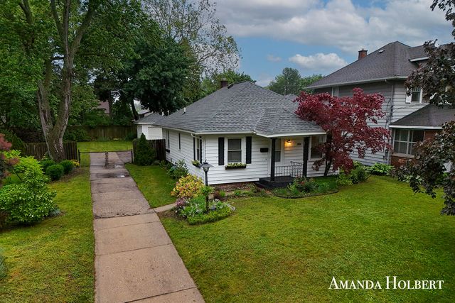 1946 Wyoming Avenue Sw, City Of Wyoming, MI 49519