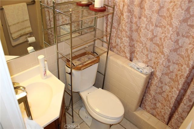 5852 5854 Lanto, Bell Gardens, CA 90201