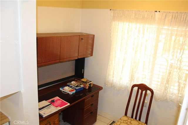 5852 5854 Lanto, Bell Gardens, CA 90201