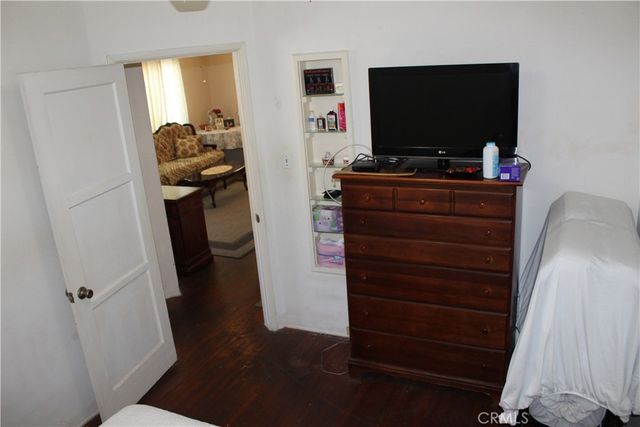 5852 5854 Lanto, Bell Gardens, CA 90201