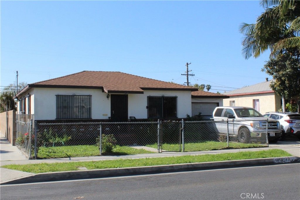 5852 5854 Lanto, Bell Gardens, CA 90201