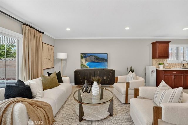 1192 Sycamore Avenue, Tustin, CA 92780